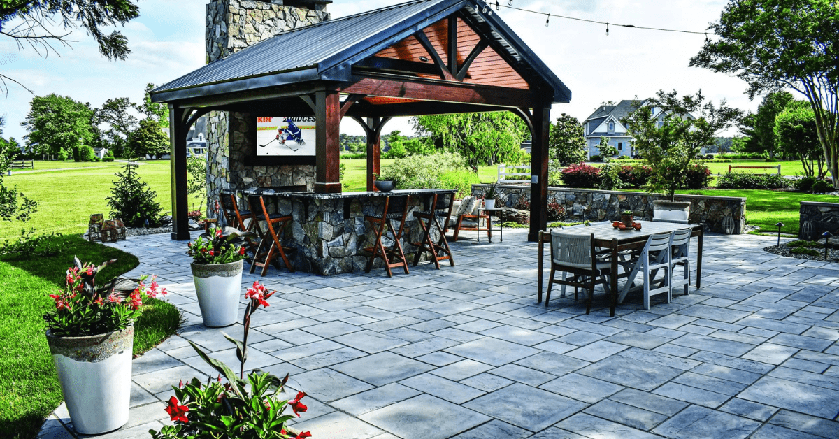 How to Choose the Right Pavers for Your Next Outdoor Project