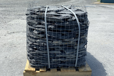 pallet of slate flagstone pieces